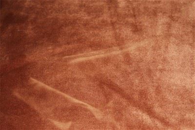 Quels sont les avantages et les inconvénients du tissu velours